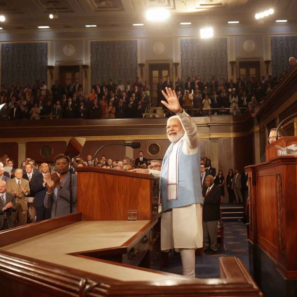 ‘Modi Modi slogans, autographs, selfies, 15 standing ovations and 79 applauses